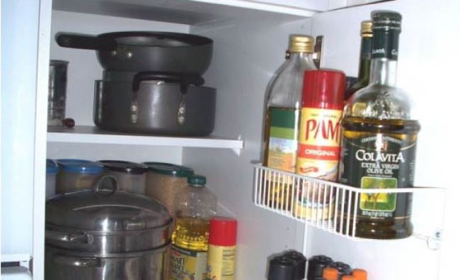 Масло дольше сохранит свои свойства в темном шкафу