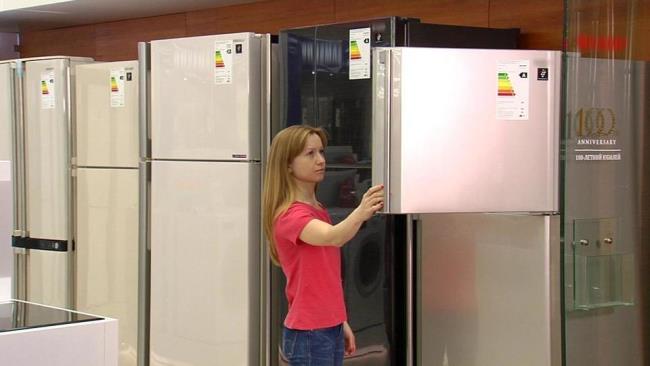 Перед покупкой, обязательно понюхайте холодильник