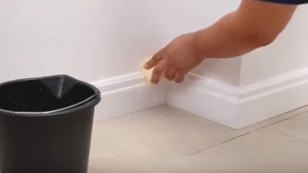 При несильном загрязнении планки достаточно протереть тряпкой с моющим средством