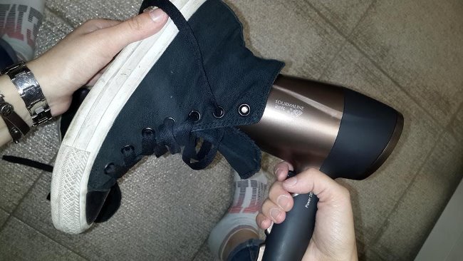 Просушка стелек поможет убрать противные звуки