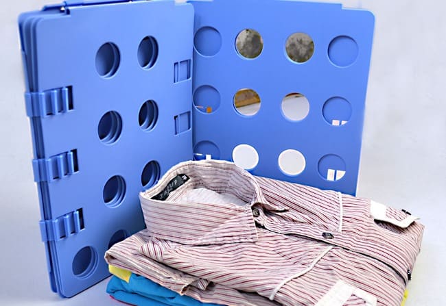 Размеры пластмассовой «грозы» складок – 60–70 см, её использование не доставляет сложностей