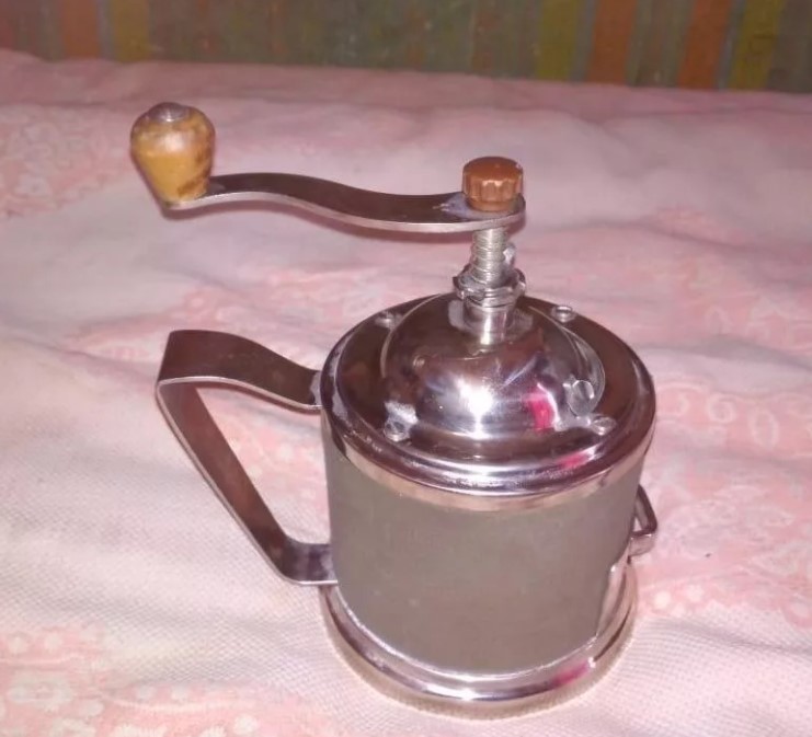 кофемолка советская