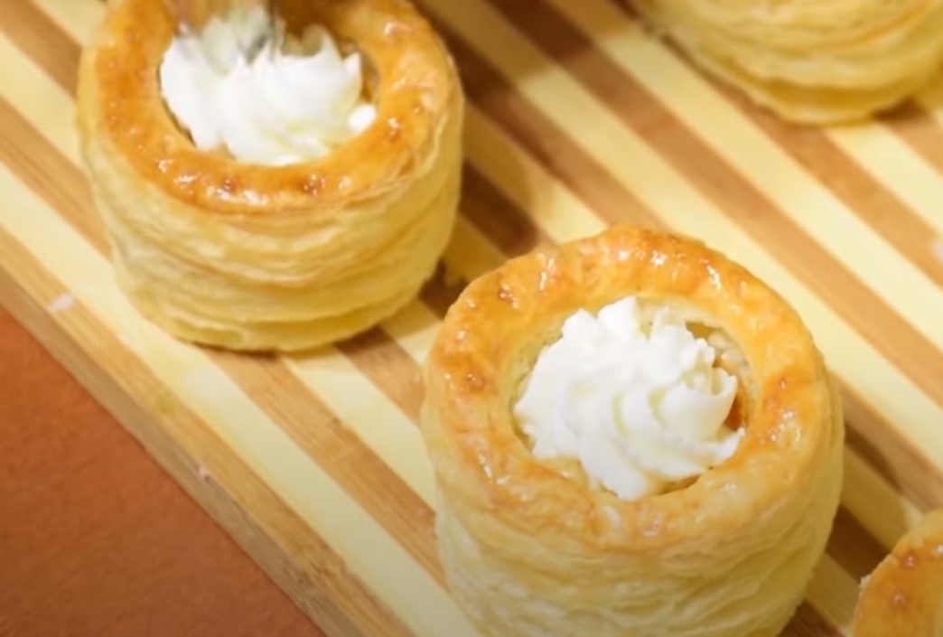 тарталетки из слоеного теста