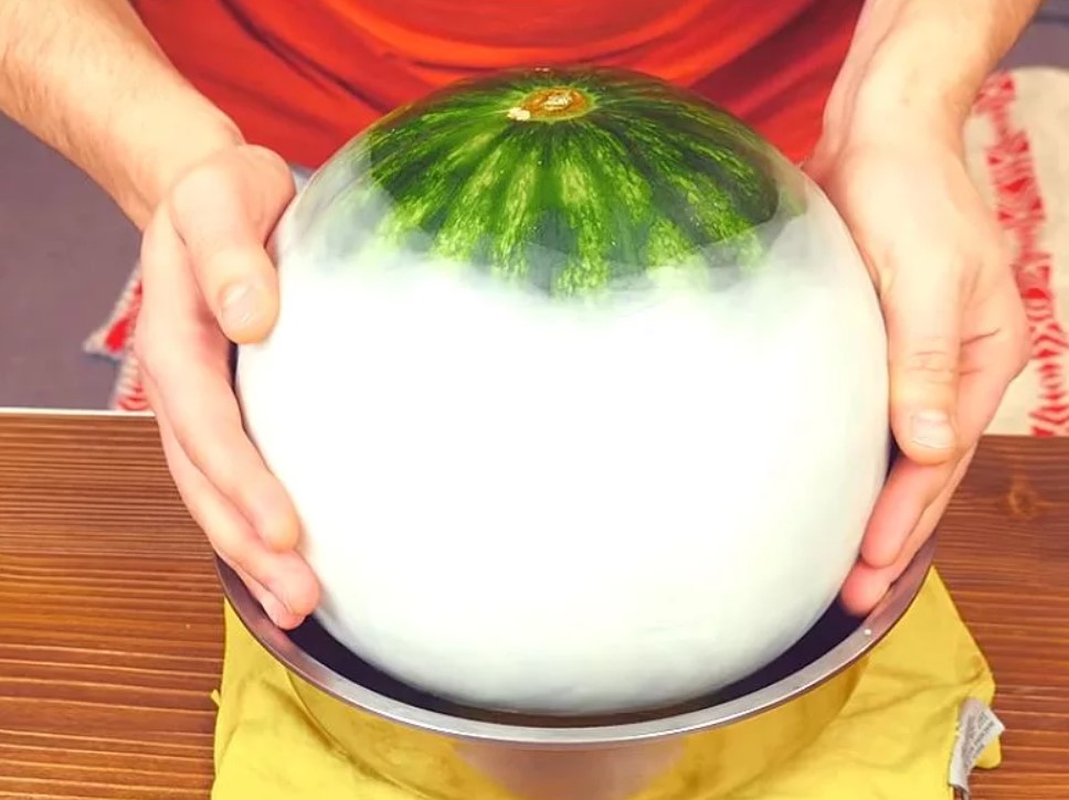 арбуз в воске