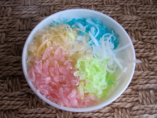 В целях экономии можно сделать жидкое мыло