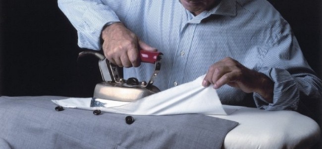 Как правильно погладить пиджак