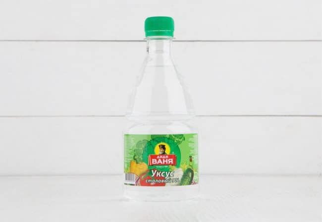 Уксус выведет пятна томата